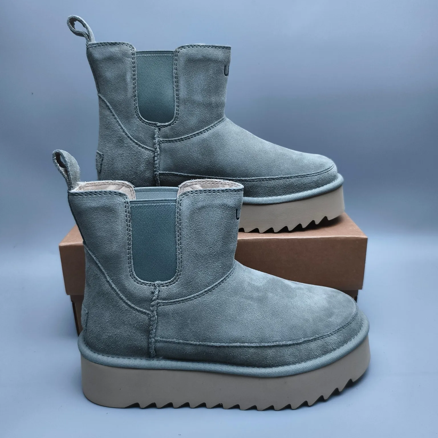 💰560 UGG sheepskin all-in-one snow boots 8051 thick-soled Chelsea casual shoes Color: maroon black antelope brown Matching size: 35-40